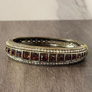 Heidi Daus “Everyday Elegance” Amber Crystal Hinged Bangle Bracelet Gold Tone